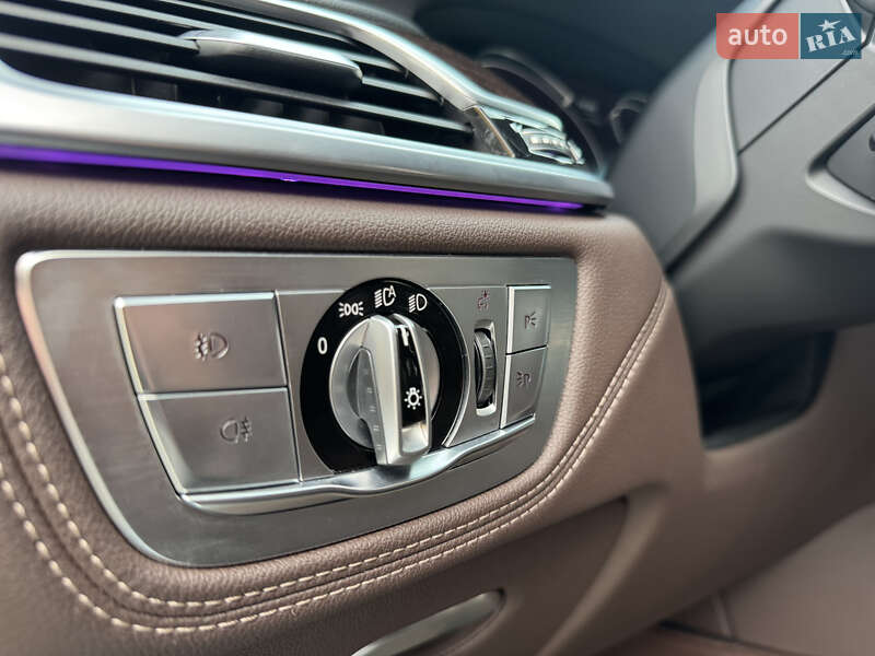 Седан BMW 7 Series 2016 в Рівному