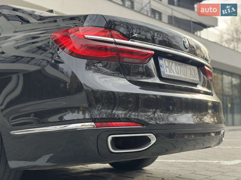 Седан BMW 7 Series 2016 в Рівному