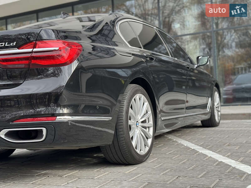 Седан BMW 7 Series 2016 в Рівному