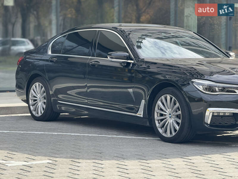Седан BMW 7 Series 2016 в Рівному