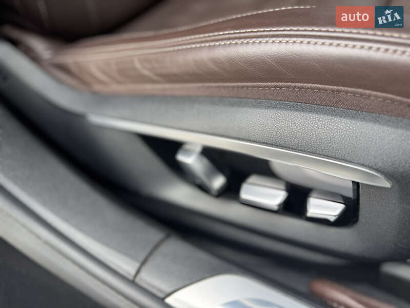 Седан BMW 7 Series 2016 в Рівному