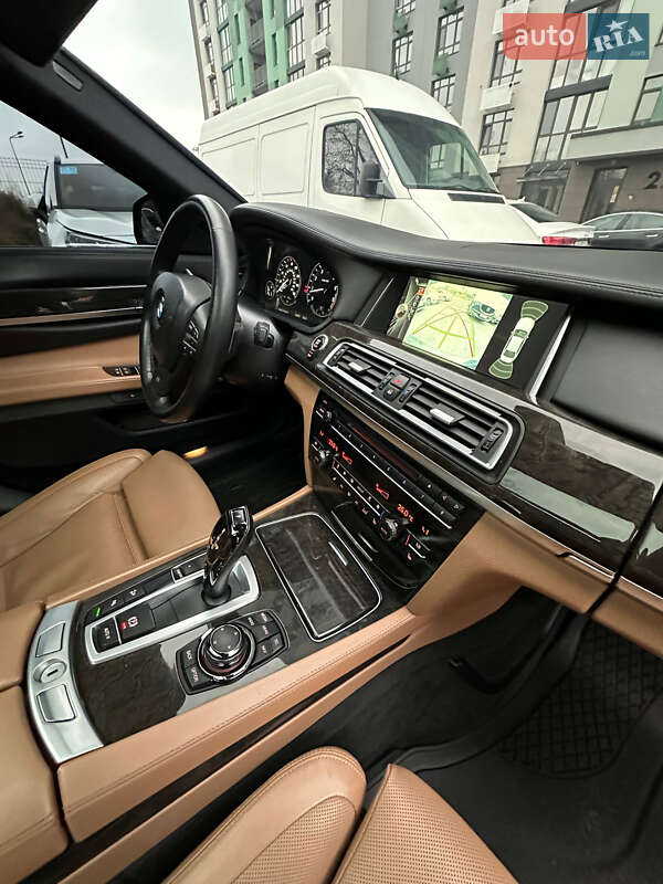 Седан BMW 7 Series 2013 в Киеве