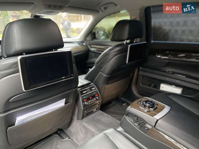 Седан BMW 7 Series 2014 в Киеве