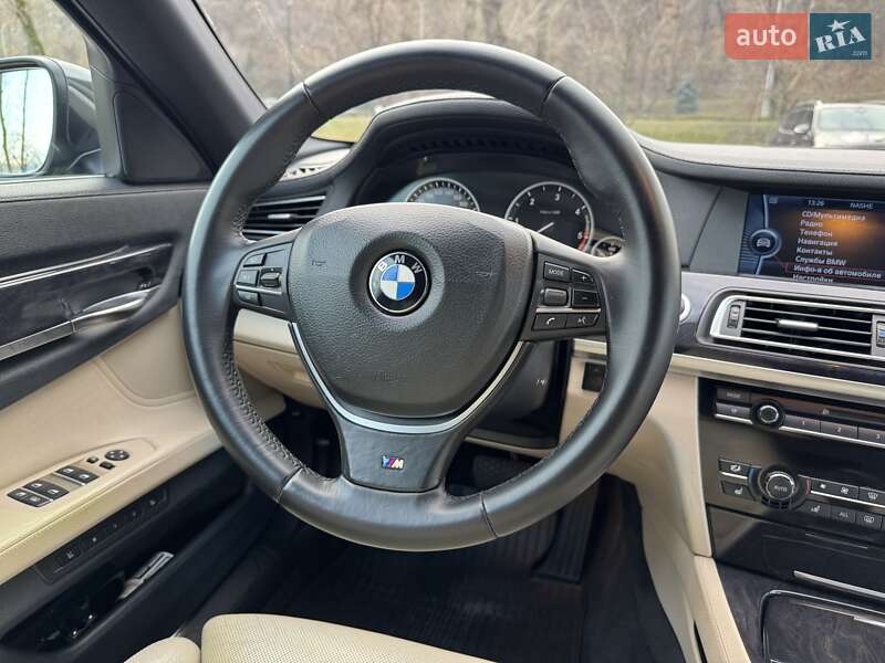 Седан BMW 7 Series 2009 в Киеве