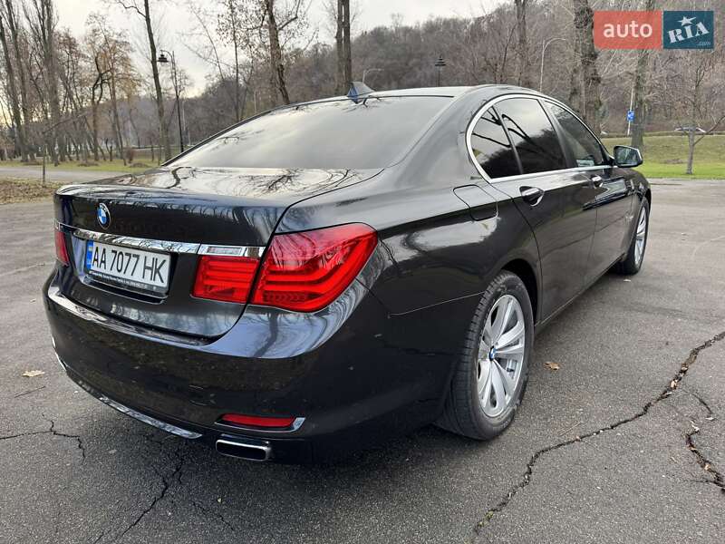 Седан BMW 7 Series 2009 в Киеве