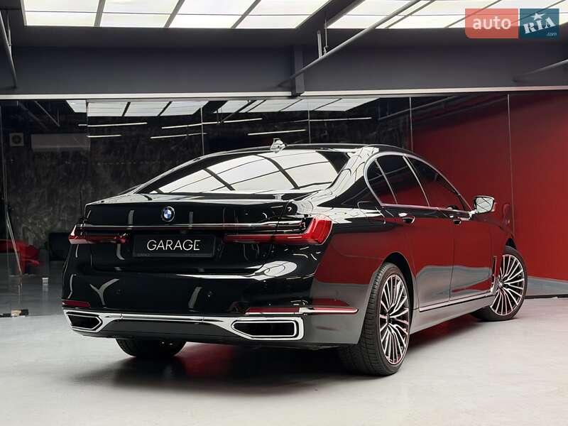 Седан BMW 7 Series 2020 в Киеве