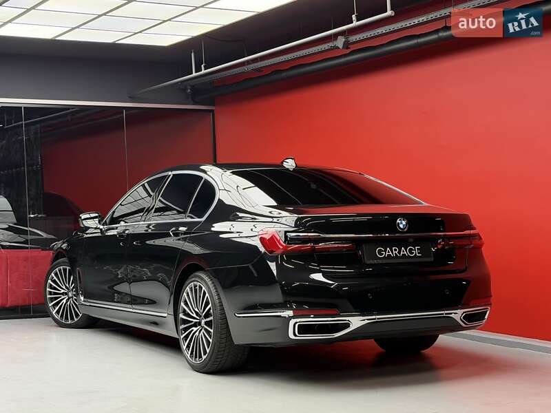 Седан BMW 7 Series 2020 в Киеве