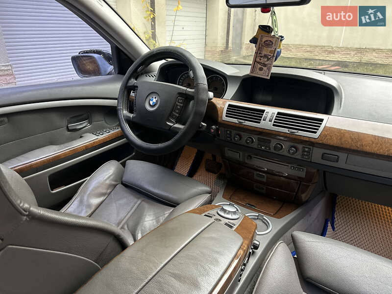 Седан BMW 7 Series 2004 в Тернополе