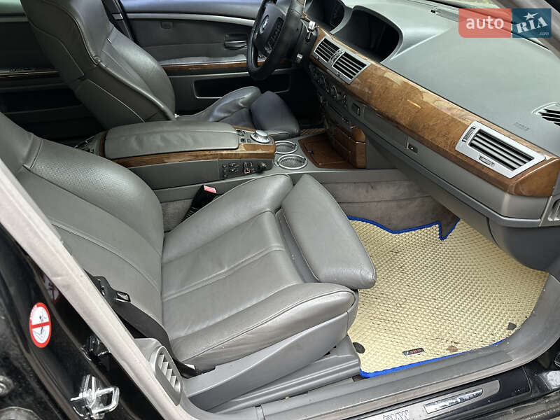 Седан BMW 7 Series 2004 в Тернополе