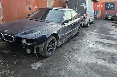 Седан BMW 7 Series 2001 в Виннице