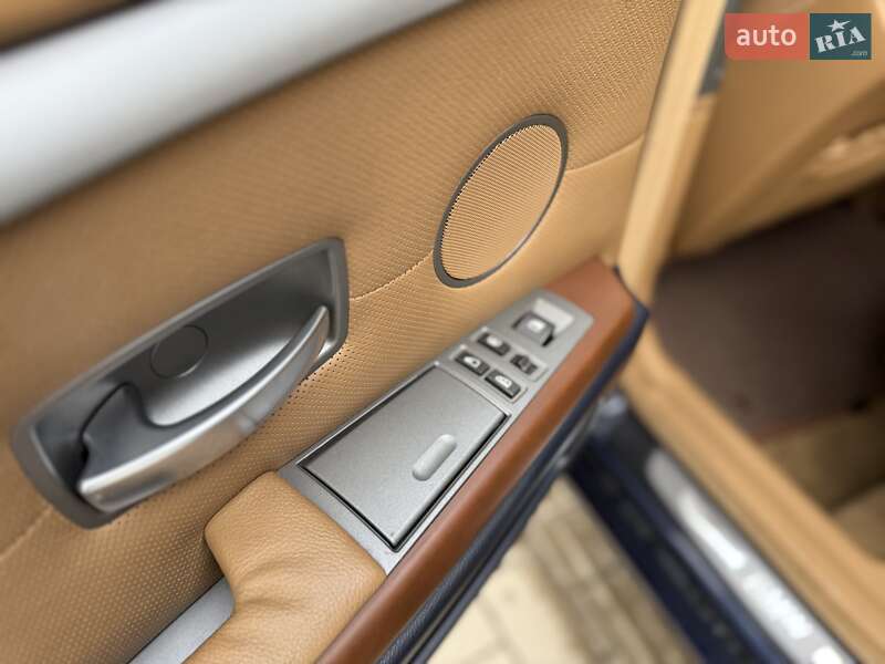 Седан BMW 7 Series 2003 в Хмельницком