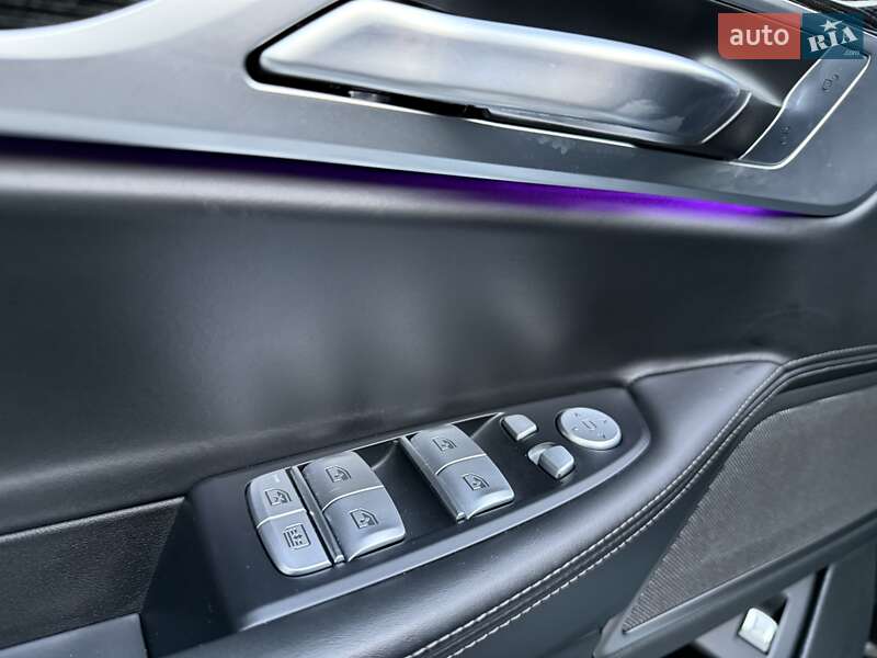 Седан BMW 7 Series 2021 в Виннице