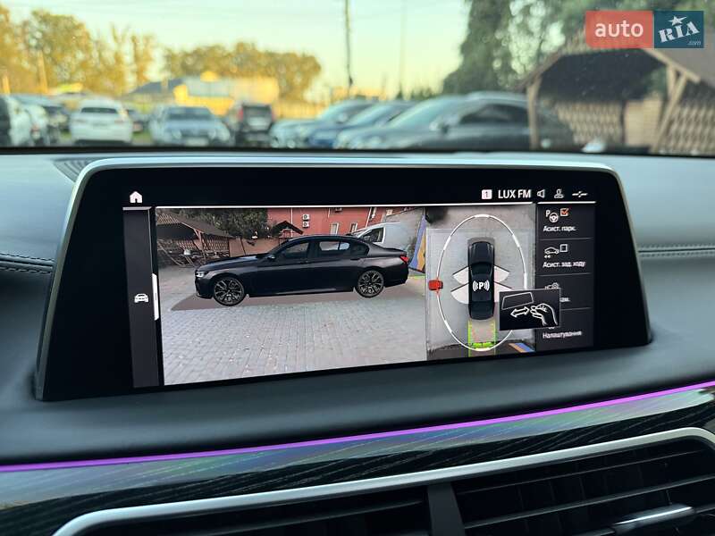 Седан BMW 7 Series 2021 в Виннице