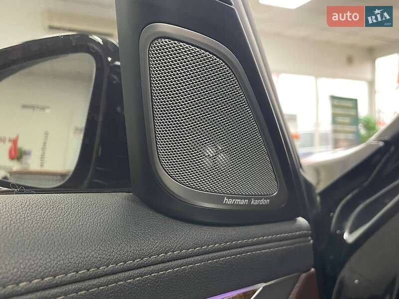 Седан BMW 7 Series 2016 в Киеве