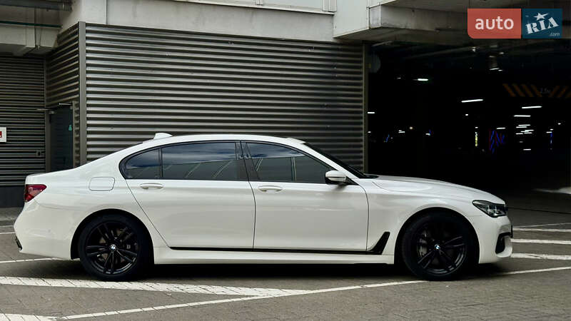 Седан BMW 7 Series 2018 в Киеве фото 10 Седан BMW 7 Series 2018 в Киеве