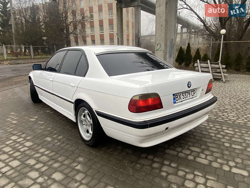 Седан BMW 7 Series 1995 в Львове
