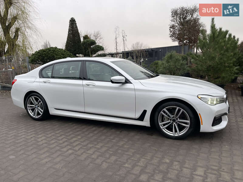Седан BMW 7 Series 2017 в Луцке