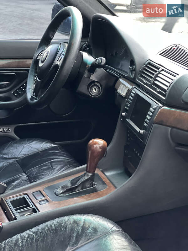 Седан BMW 7 Series 1998 в Сумах