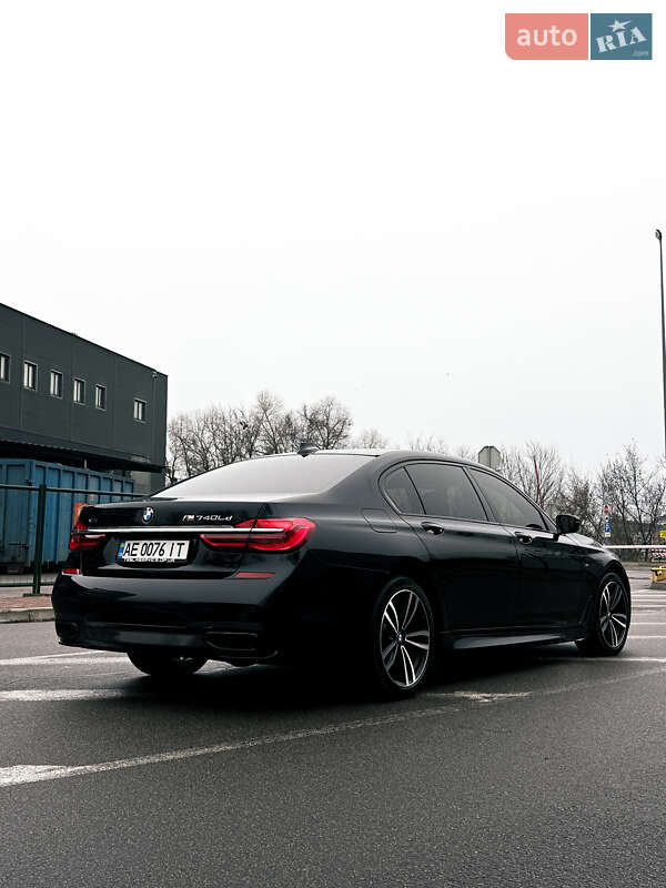 Седан BMW 7 Series 2017 в Киеве фото 12 Седан BMW 7 Series 2017 в Киеве