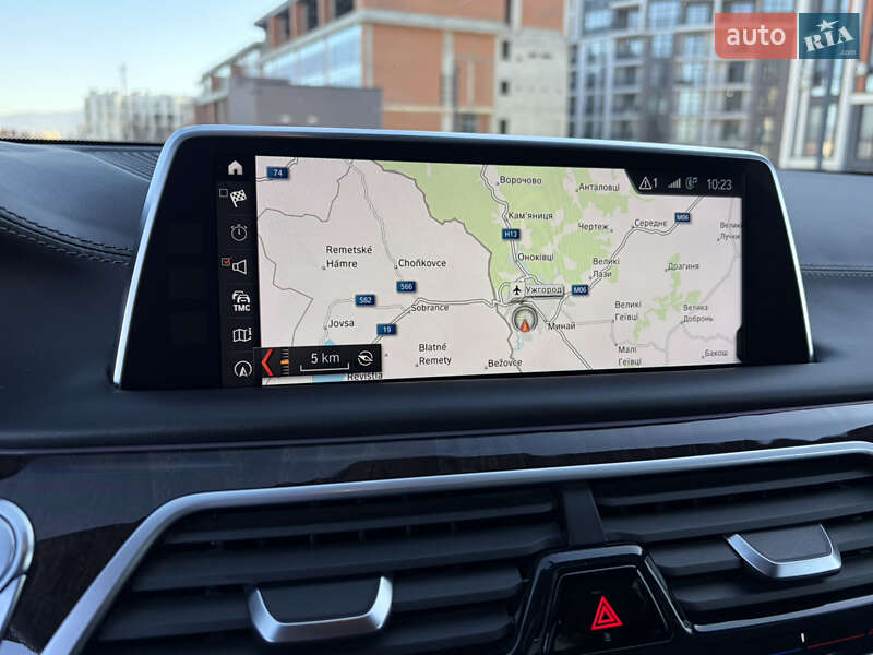 Седан BMW 7 Series 2017 в Мукачево