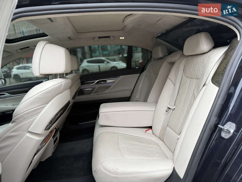 Седан BMW 7 Series 2017 в Чернівцях фото 21 Седан BMW 7 Series 2017 в Чернівцях
