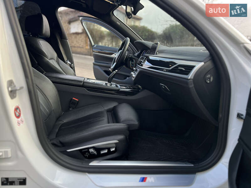 Седан BMW 7 Series 2016 в Киеве фото 46 Седан BMW 7 Series 2016 в Киеве