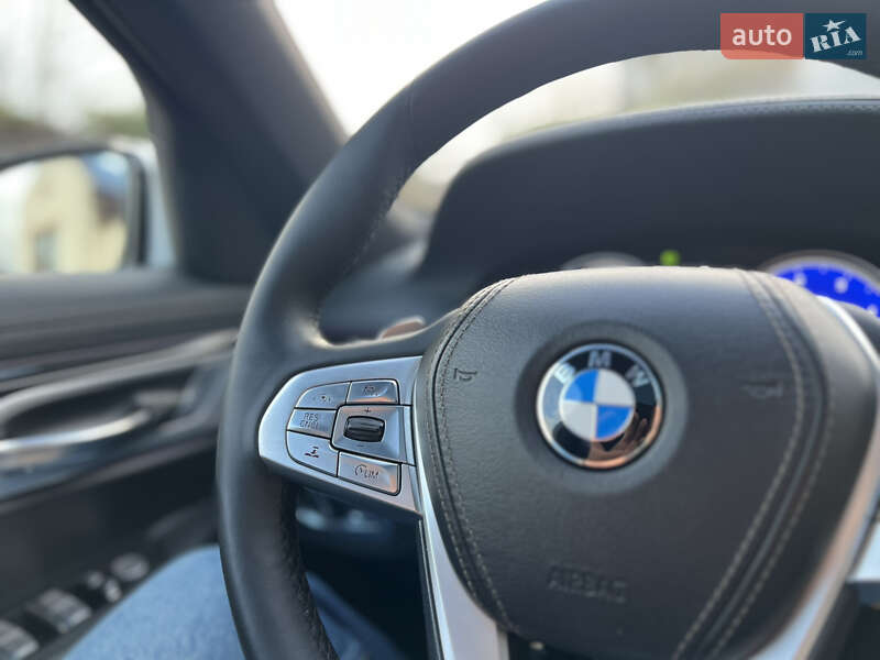 Седан BMW 7 Series 2016 в Киеве фото 57 Седан BMW 7 Series 2016 в Киеве