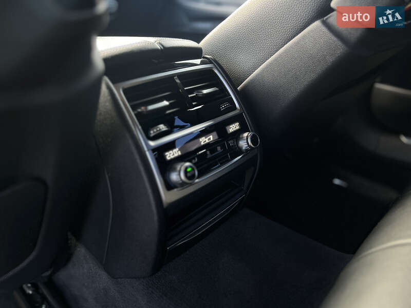 Седан BMW 7 Series 2016 в Киеве фото 74 Седан BMW 7 Series 2016 в Киеве