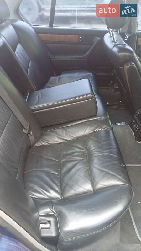 Седан BMW 7 Series 1991 в Івано-Франківську