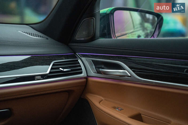 Седан BMW 7 Series 2020 в Черновцах фото 41 Седан BMW 7 Series 2020 в Черновцах