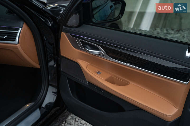 Седан BMW 7 Series 2020 в Черновцах фото 49 Седан BMW 7 Series 2020 в Черновцах
