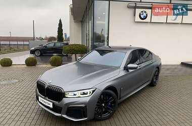 Седан BMW 7 Series 2022 в Львове