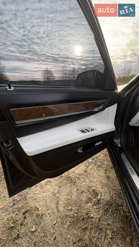 Седан BMW 7 Series 2008 в Дубровице фото 14 Седан BMW 7 Series 2008 в Дубровице