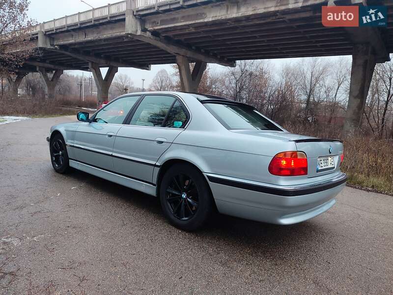 Седан BMW 7 Series 1997 в Дніпрі