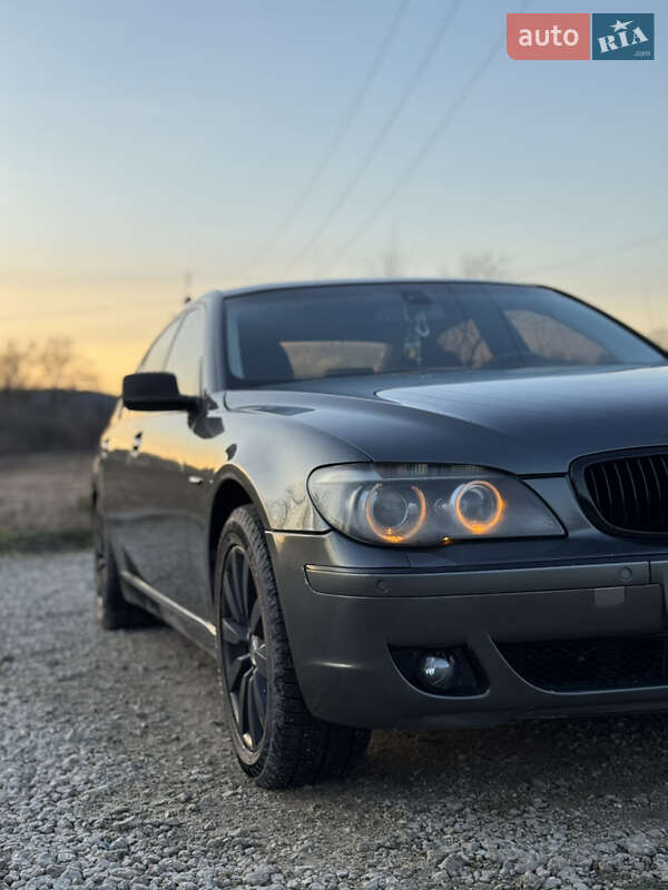 Седан BMW 7 Series 2005 в Тернополі