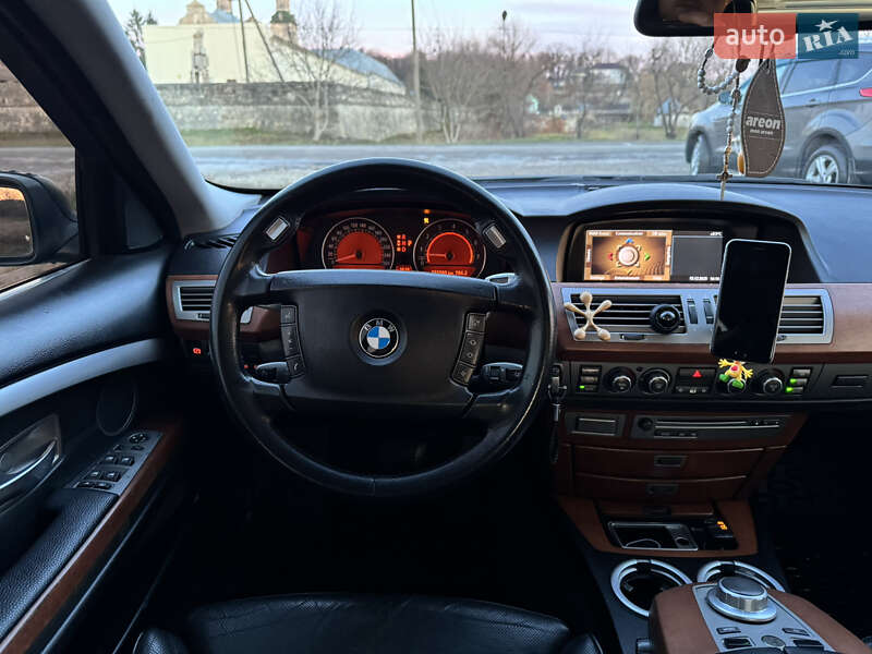 Седан BMW 7 Series 2005 в Тернополі