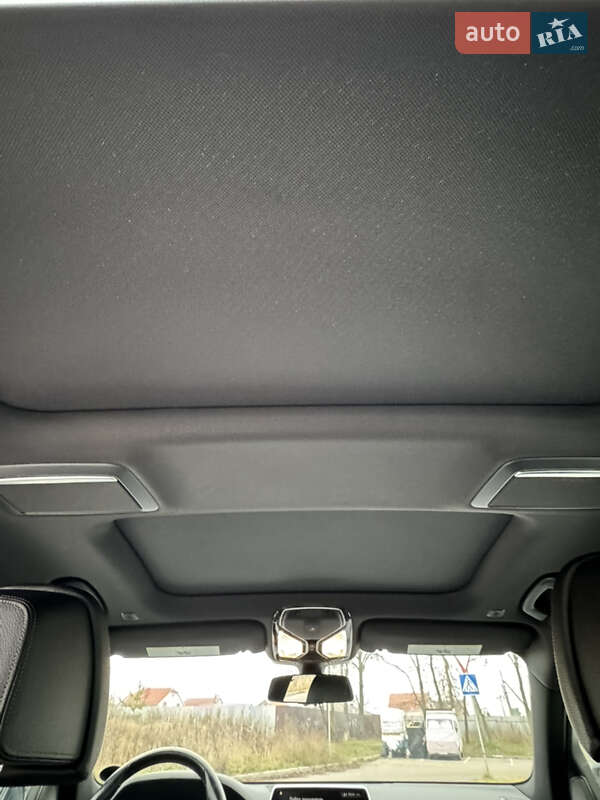 Седан BMW 7 Series 2019 в Виннице