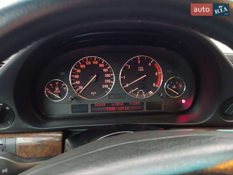 Седан BMW 7 Series 2000 в Новоукраинке