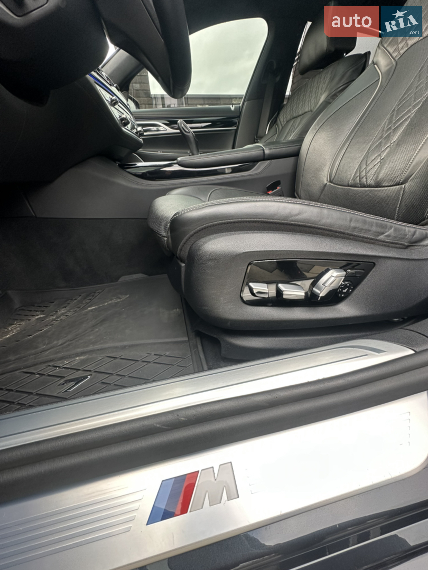 2017 BMW 7er - мініатюра 23