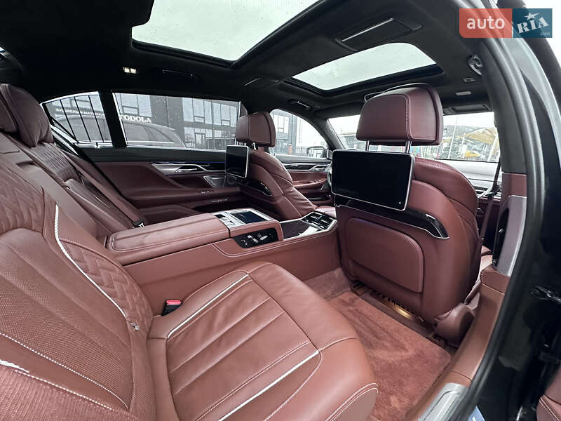 Седан BMW 7 Series 2016 в Луцьку