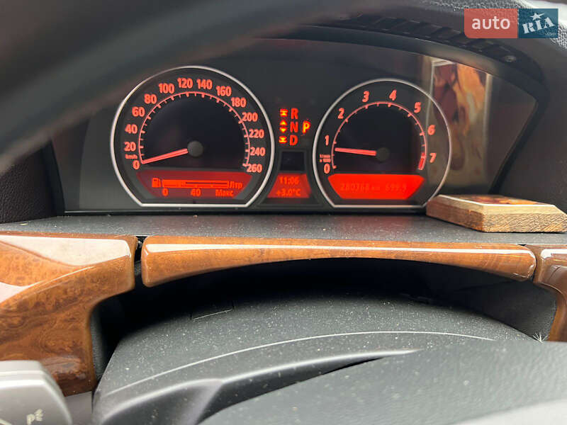 Седан BMW 7 Series 2006 в Стрию