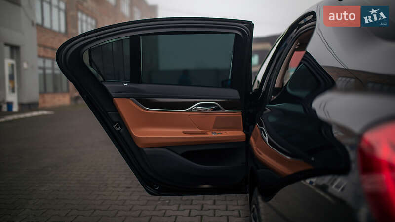 Седан BMW 7 Series 2017 в Черновцах фото 33 Седан BMW 7 Series 2017 в Черновцах