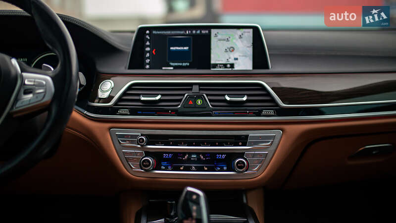 Седан BMW 7 Series 2017 в Черновцах фото 60 Седан BMW 7 Series 2017 в Черновцах