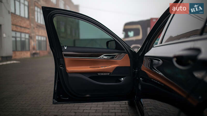 Седан BMW 7 Series 2017 в Черновцах фото 91 Седан BMW 7 Series 2017 в Черновцах