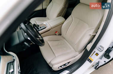 Седан BMW 7 Series 2019 в Вінниці