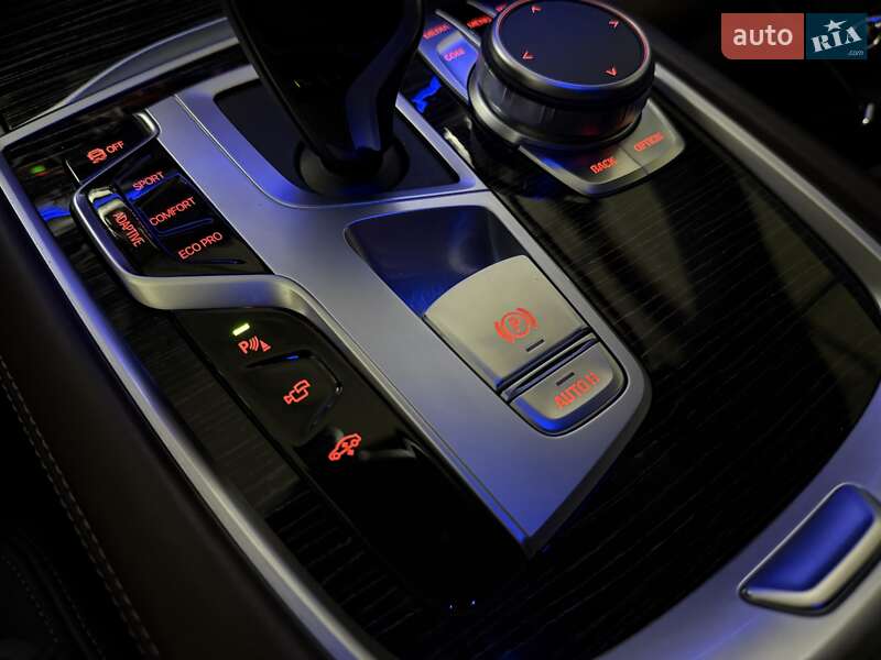 Седан BMW 7 Series 2022 в Киеве фото 52 Седан BMW 7 Series 2022 в Киеве