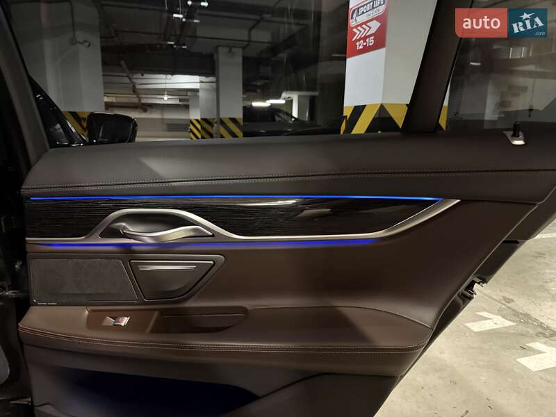 Седан BMW 7 Series 2022 в Киеве фото 62 Седан BMW 7 Series 2022 в Киеве