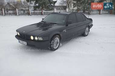 Седан BMW 7 Series 1989 в Кременці