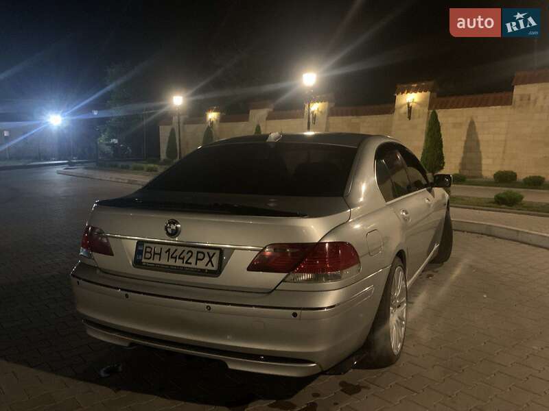 Седан BMW 7 Series 2005 в Ізмаїлі