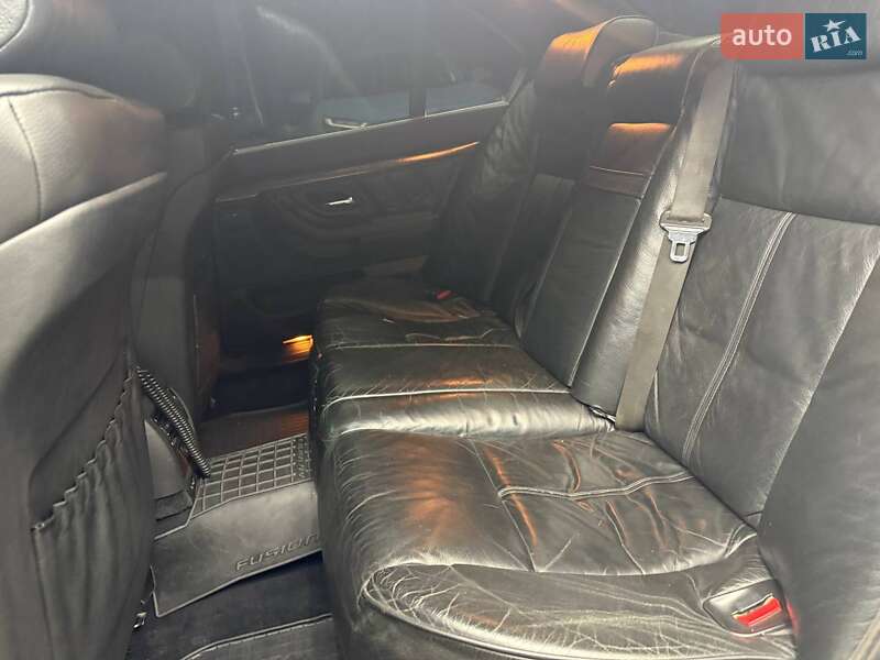 Седан BMW 7 Series 2000 в Чернівцях